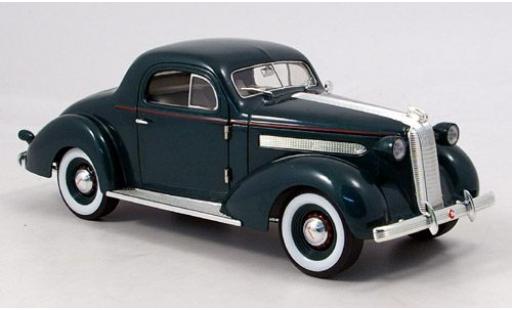 Diecast model cars Pontiac De Luxe 1/18 Signature green 1936 Pontiac De Luxe 1/18 Signature green 1936 diecast model cars