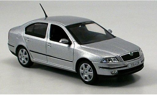 Skoda Octavia Limousine 1/43 Norev II 2006 diecast model cars