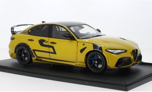 Alfa Romeo Giulia 1/18 Solido GTAM metallise gelb 2022 1:18 diecast model cars