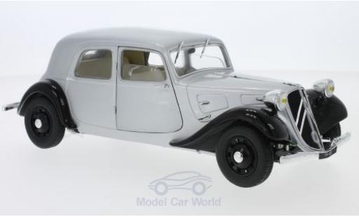 Diecast model cars Citroen Traction 1/18 Solido 11CV grey/black 1937 Citroen Traction 1/18 Solido 11CV grey/black 1937 diecast model cars