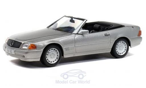 Diecast model cars Mercedes 500 1/43 Solido SL (R109) grey 1989 Mercedes 500 1/43 Solido SL (R109) grey 1989 diecast model cars