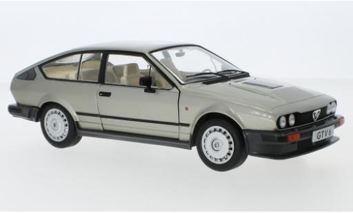Diecast model cars Alfa Romeo GT 1/18 Solido V6 metallic beige 1984 Alfa Romeo GT 1/18 Solido V6 metallic beige 1984 diecast model cars
