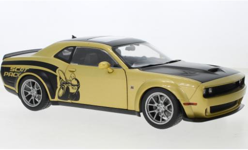 Diecast model cars Dodge Challenger 1/18 Solido R/T Scat Pack Widebody metallise beige/matte-black 2020 Dodge Challenger 1/18 Solido R/T Scat Pack Widebody metallise beige/matte-black 2020 diecast model cars