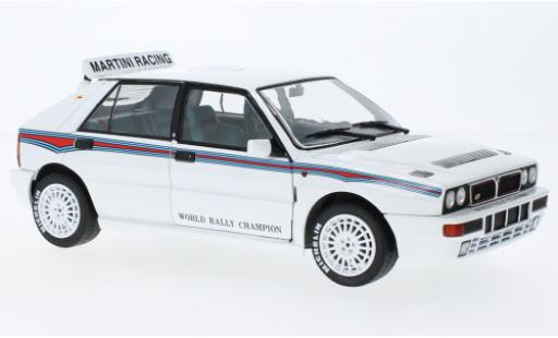 Diecast model cars Lancia Delta 1/18 Solido HF Integrale 6 white 1992 Lancia Delta 1/18 Solido HF Integrale 6 white 1992 diecast model cars