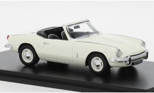 Diecast model cars Triumph Spitfire 1/43 Spark 3 white 1967 Triumph Spitfire 1/43 Spark 3 white 1967 diecast model cars