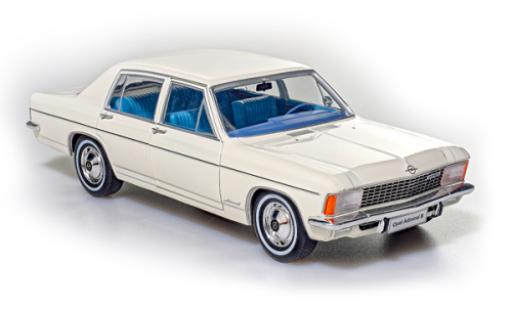 Diecast model cars Opel Admiral 1/24 SpecialC B white 1969 Opel Admiral 1/24 SpecialC B white 1969 diecast model cars