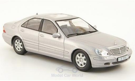 Diecast model cars Mercedes S500 1/43 SpecialC (W220) grey 1998 ohne Vitrine Mercedes S500 1/43 SpecialC (W220) grey 1998 ohne Vitrine diecast model cars