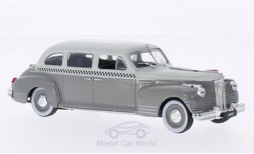 Diecast model cars Zis 110 1/43 SpecialC ZIS Taxi grey/grey ohne Vitrine Zis 110 1/43 SpecialC ZIS Taxi grey/grey ohne Vitrine diecast model cars