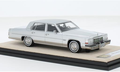 Diecast model cars Cadillac Sedan 1/43 Stamp Models DeVille silber 1983 1:43 Cadillac Sedan 1/43 Stamp Models DeVille silber 1983 1:43 diecast model cars