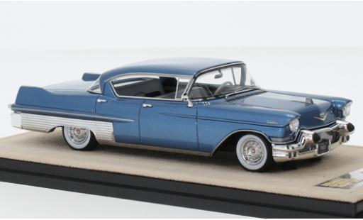 Diecast model cars Cadillac Fleetwood 1/43 Stamp Models Sixty Special metallise blue 1957 Cadillac Fleetwood 1/43 Stamp Models Sixty Special metallise blue 1957 diecast model cars