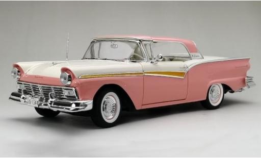 Diecast model cars Ford Fairlane 1/18 Sun Star 500 Skyliner pink/white 1957 Ford Fairlane 1/18 Sun Star 500 Skyliner pink/white 1957 diecast model cars