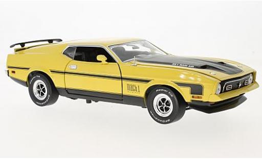 Diecast model cars Ford Mustang 1/18 Sun Star Mach I yellow/black 1971 Ford Mustang 1/18 Sun Star Mach I yellow/black 1971 diecast model cars