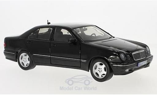 Diecast model cars Mercedes Classe E 1/18 Sun Star E320 (W210) black Mercedes Classe E 1/18 Sun Star E320 (W210) black diecast model cars