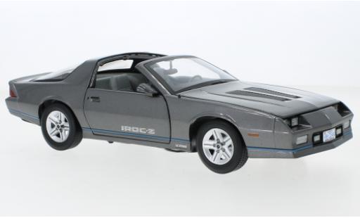 Diecast model cars Chevrolet Camaro 1/18 Sun Star IROC-Z metallise grey 1985 Chevrolet Camaro 1/18 Sun Star IROC-Z metallise grey 1985 diecast model cars
