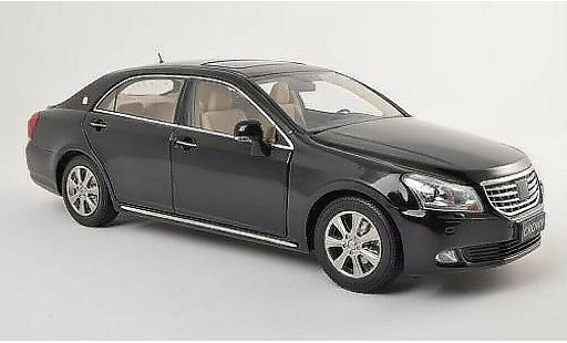 Toyota Crown Base 1/18 Paudi black 2010 diecast model cars