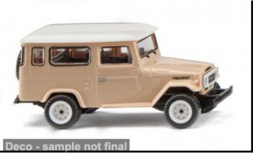 Toyota Land Cruiser 1/87 Wiking beige/beige 1960 1:87 diecast model cars
