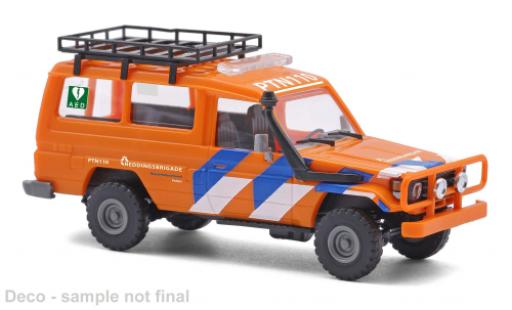 Toyota Land Cruiser 1/87 Busch HZJ 78 1985 Reddingsbrigarde Petten (NL) 1:87 diecast model cars