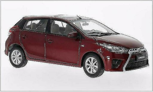 Toyota Yaris Base 1/18 Paudi metallic red 2014 diecast model cars