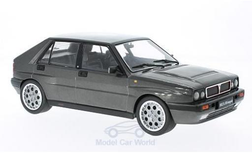 Diecast model cars Lancia Delta 1/18 Triple 9 Collection HF Integrale 16V metallic grey 1990 ohne Vitrine Lancia Delta 1/18 Triple 9 Collection HF Integrale 16V metallic grey 1990 ohne Vitrine diecast model cars