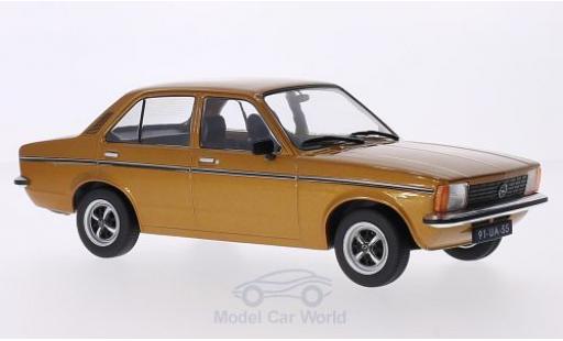 Diecast model cars Opel Kadett E 1/18 Triple 9 Collection C Limousine gold 4-Türer Opel Kadett E 1/18 Triple 9 Collection C Limousine gold 4-Türer diecast model cars