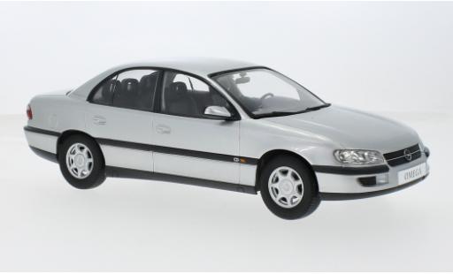 Diecast model cars Opel Omega 1/18 Triple 9 Collection B silber 1996 1:18 Opel Omega 1/18 Triple 9 Collection B silber 1996 1:18 diecast model cars