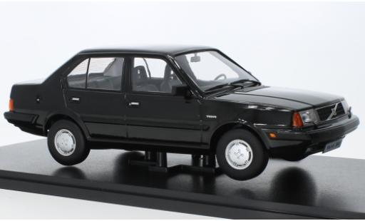 Volvo 360 1/18 Triple 9 Collection metallise black 1987 diecast model cars