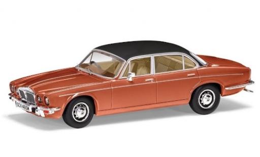 Daimler Double Six 1/43 Vanguards Series II Vanden Plas kupfer/matt-black RHD diecast model cars