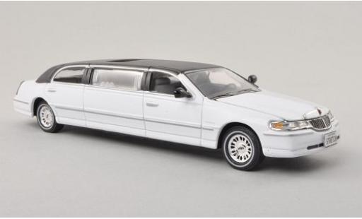 Lincoln Town Car diecast model cars - Alldiecast.us