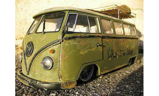 Volkswagen Combi Base 1/18 Welly 1962 rusty split diecast model cars
