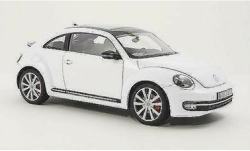 Volkswagen Beetle Base 1/18 Welly white 2012 diecast model cars