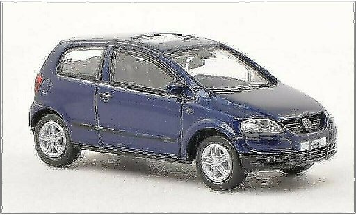 Volkswagen Fox Base 1/87 Norev blue 2005 diecast model cars