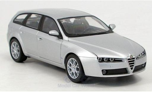 Diecast model cars Alfa Romeo 159 1/24 Welly Sportwagon grey Alfa Romeo 159 1/24 Welly Sportwagon grey diecast model cars
