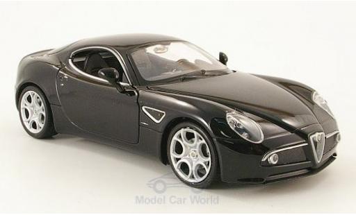 Diecast model cars Alfa Romeo 8C 1/24 Welly Competizione black ohne Vitrine Alfa Romeo 8C 1/24 Welly Competizione black ohne Vitrine diecast model cars