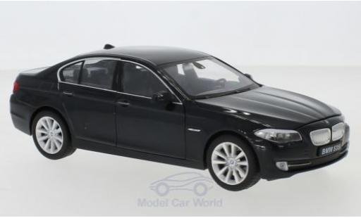 Diecast model cars Bmw 535 1/24 Welly i (F10) metallic black Bmw 535 1/24 Welly i (F10) metallic black diecast model cars
