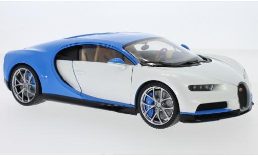 Diecast model cars Bugatti Chiron 1/18 Welly white/blue 2016 Bugatti Chiron 1/18 Welly white/blue 2016 diecast model cars