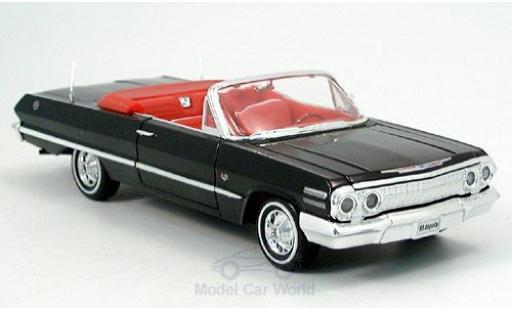 Diecast model cars Chevrolet Impala 1/24 Welly Cabriolet black 1963 ohne Vitrine Chevrolet Impala 1/24 Welly Cabriolet black 1963 ohne Vitrine diecast model cars