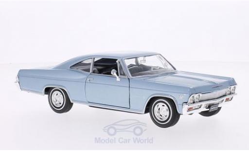 Diecast model cars Chevrolet Impala 1/24 Welly SS 396 metallic blue 1965 Chevrolet Impala 1/24 Welly SS 396 metallic blue 1965 diecast model cars