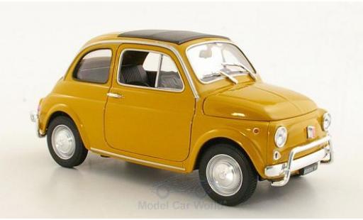 Diecast model cars Fiat 500 1/18 Welly yellow 1957 ohne Vitrine Fiat 500 1/18 Welly yellow 1957 ohne Vitrine diecast model cars