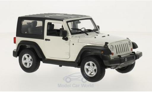 Diecast model cars Jeep Wrangler 1/24 Welly white/black 2007 Jeep Wrangler 1/24 Welly white/black 2007 diecast model cars