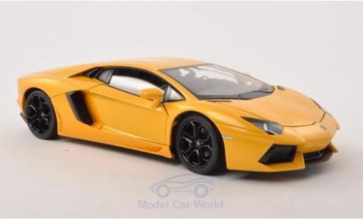 Diecast model cars Lamborghini Aventador 1/24 Welly LP 700-4 metallic yellow Lamborghini Aventador 1/24 Welly LP 700-4 metallic yellow diecast model cars