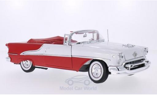 Diecast model cars Oldsmobile Super 88 1/18 Welly red/white 1955 Oldsmobile Super 88 1/18 Welly red/white 1955 diecast model cars