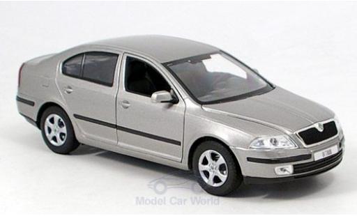 Skoda Octavia 1/24 Welly grey Avia diecast model cars