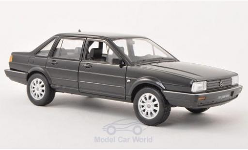 Volkswagen Santana 1/24 Welly black diecast model cars