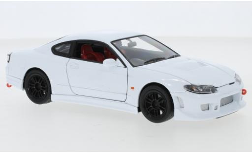 Diecast model cars Nissan Silvia 1/24 Welly (S15) tuning white RHD Nissan Silvia 1/24 Welly (S15) tuning white RHD diecast model cars