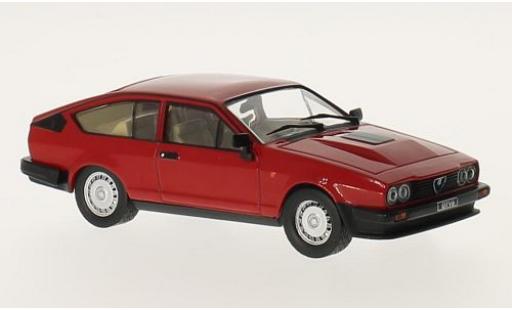 Diecast model cars Alfa Romeo GT 1/43 WhiteBox V6 2.5 red 1980 Alfa Romeo GT 1/43 WhiteBox V6 2.5 red 1980 diecast model cars