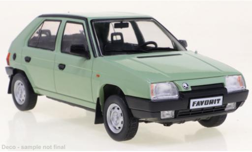Diecast model cars Skoda Favorit 1/24 WhiteBox la chaux 1987 Skoda Favorit 1/24 WhiteBox la chaux 1987 diecast model cars