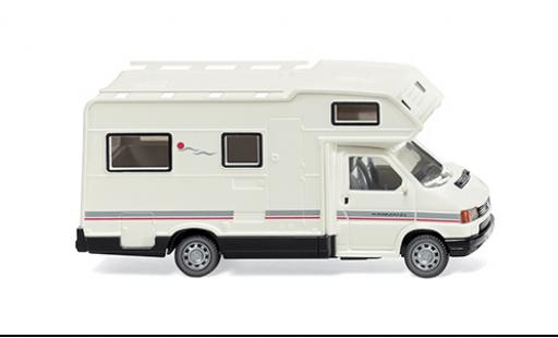 Diecast model cars Volkswagen T4 1/87 Wiking Karmann Wohnmobil Cheetah white Volkswagen T4 1/87 Wiking Karmann Wohnmobil Cheetah white diecast model cars